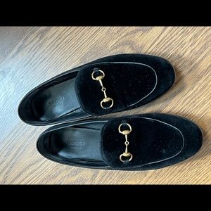 Gucci Jordaan velvet loafers